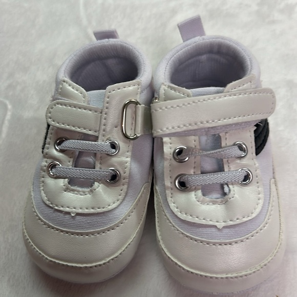 Clowara Unisex Infant Canvas Soft Sole Shoes Casual Sneaker Size 2 - Picture 7 of 8